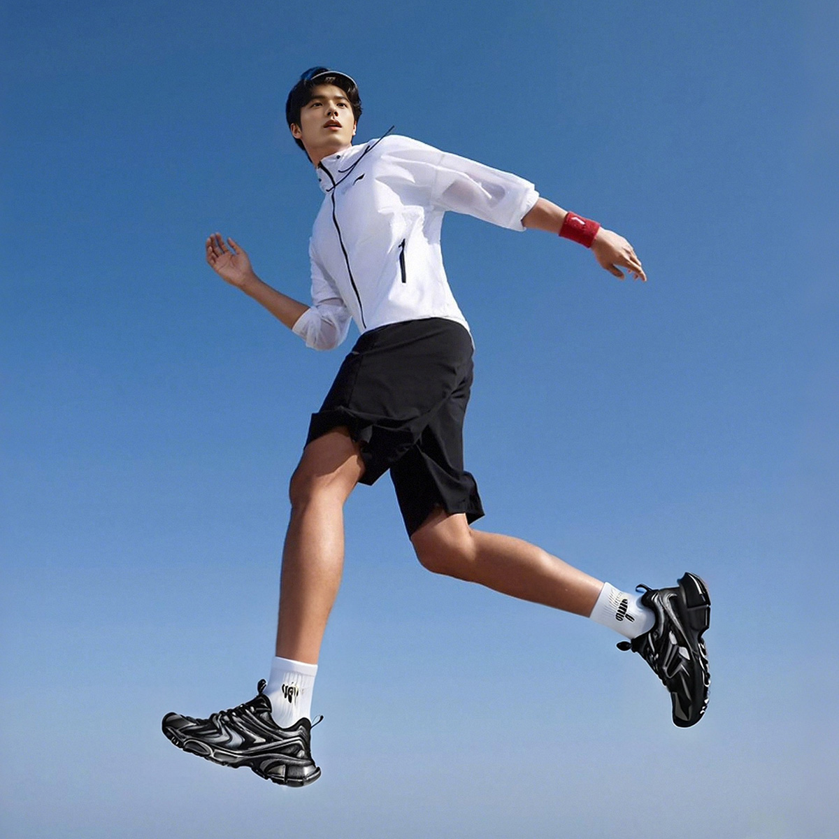 Mens Distressed Vintage Aged Stripes Chunky Sole Breathable Sneakers - Image 9