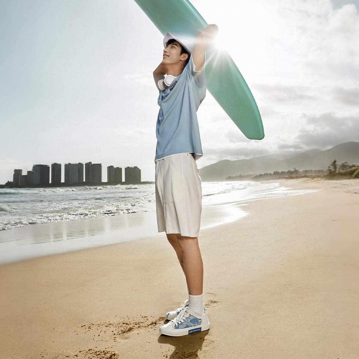 Low Top Distressed Frayed Denim Canvas Skate Shoes - Image 4