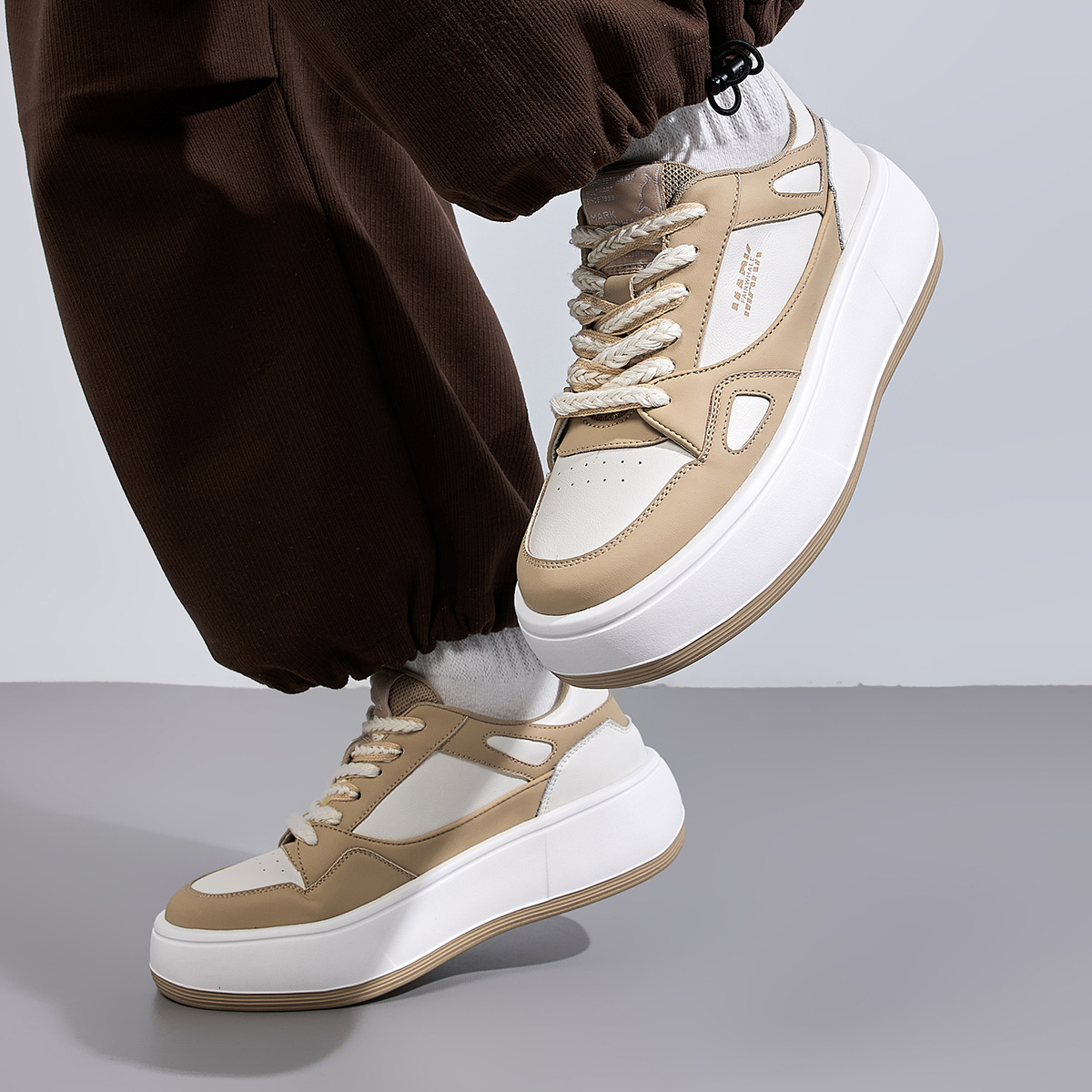 Mens Breathable Color Block Laces Platform Skate Shoes - Image 4