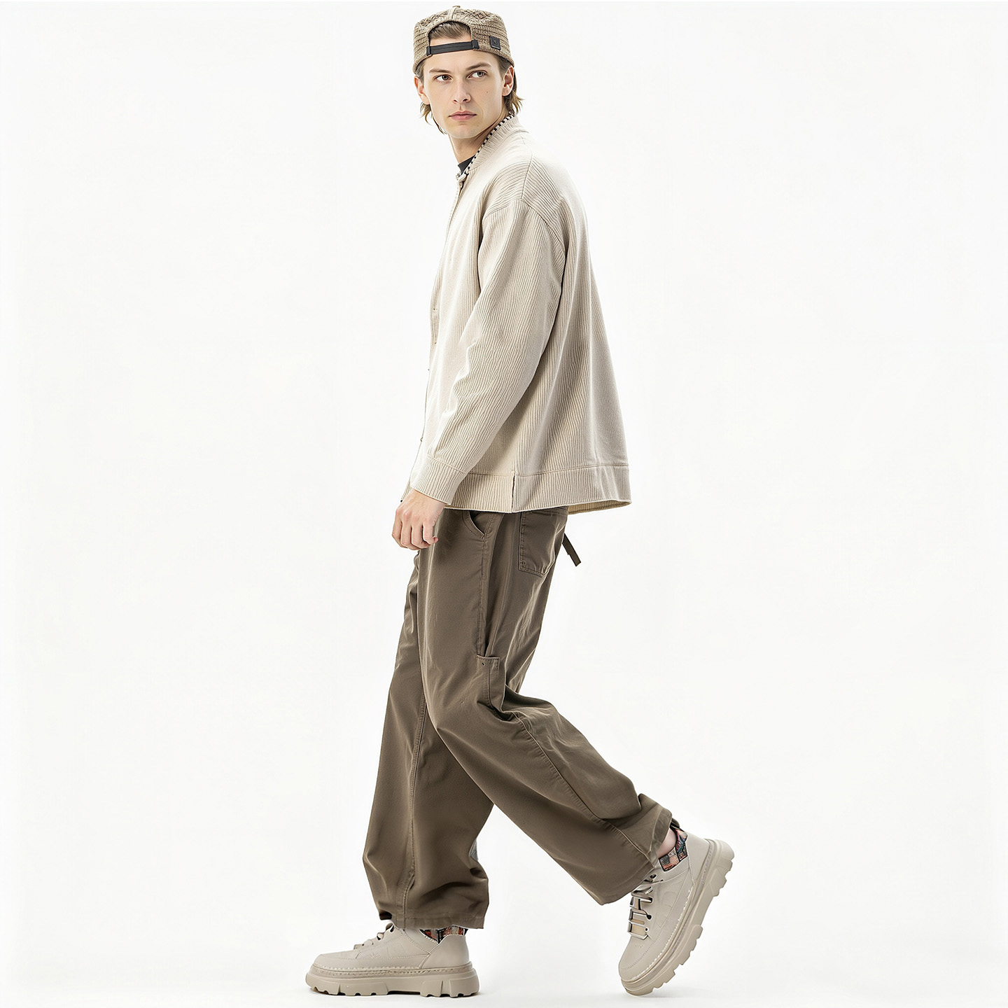 Mens Lace Up Platform Sneakers with Embroidery on the Collar - Image 7