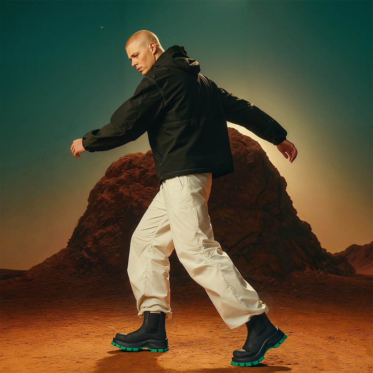 Mens Lugged Outsole Slip Resistant Chelsea Boots - Image 8