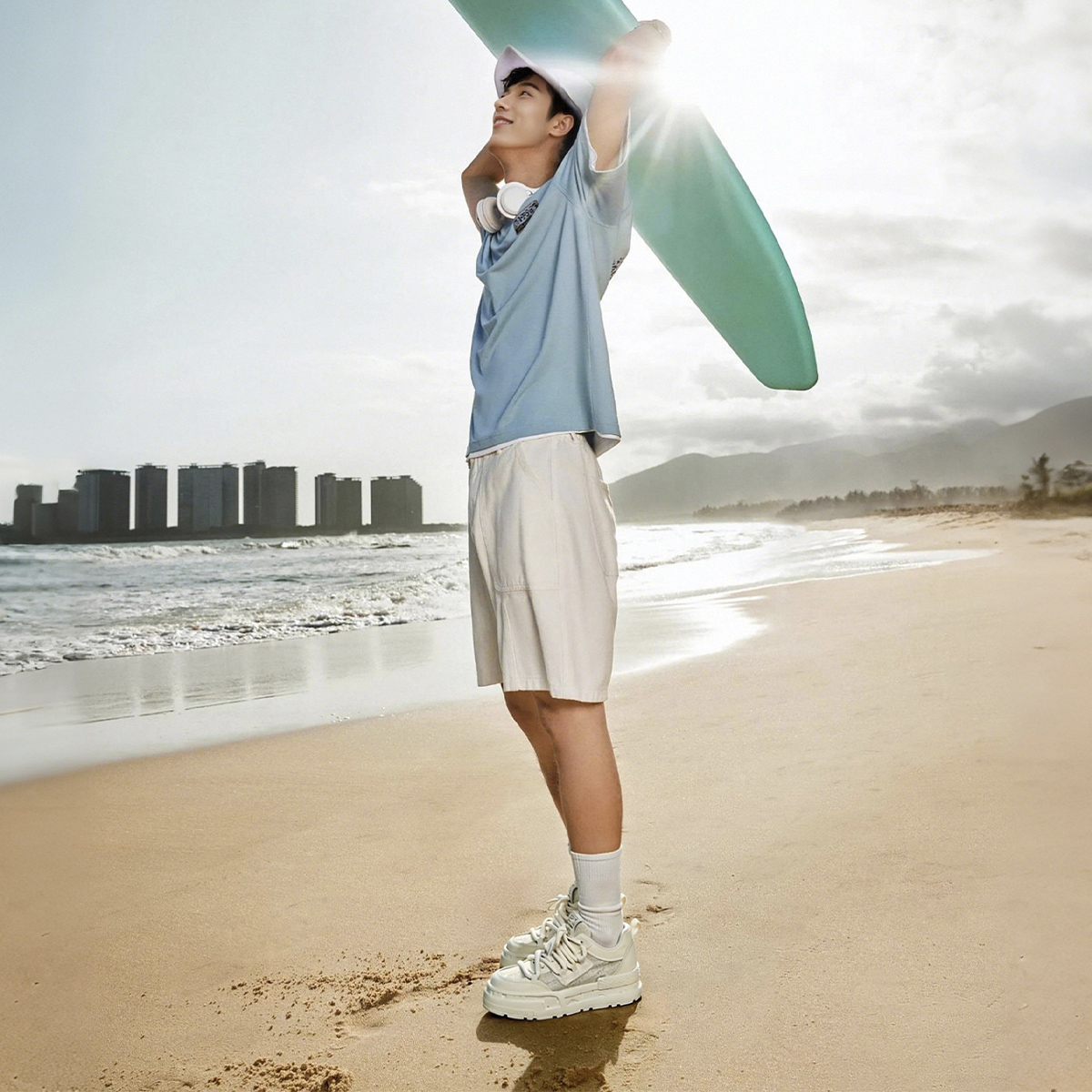 Mens Thick Shoelaces Spliced Denim Platform Sneakers - Image 8