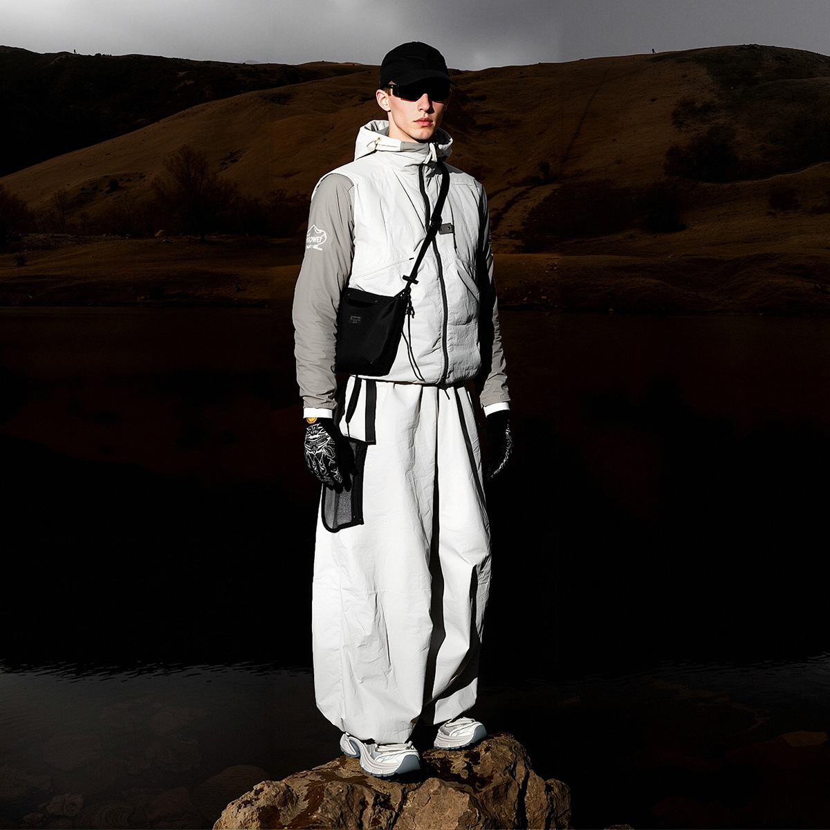 Mesh Upper Chunky Sole Dad Sneakers with Dual Laces - Image 6