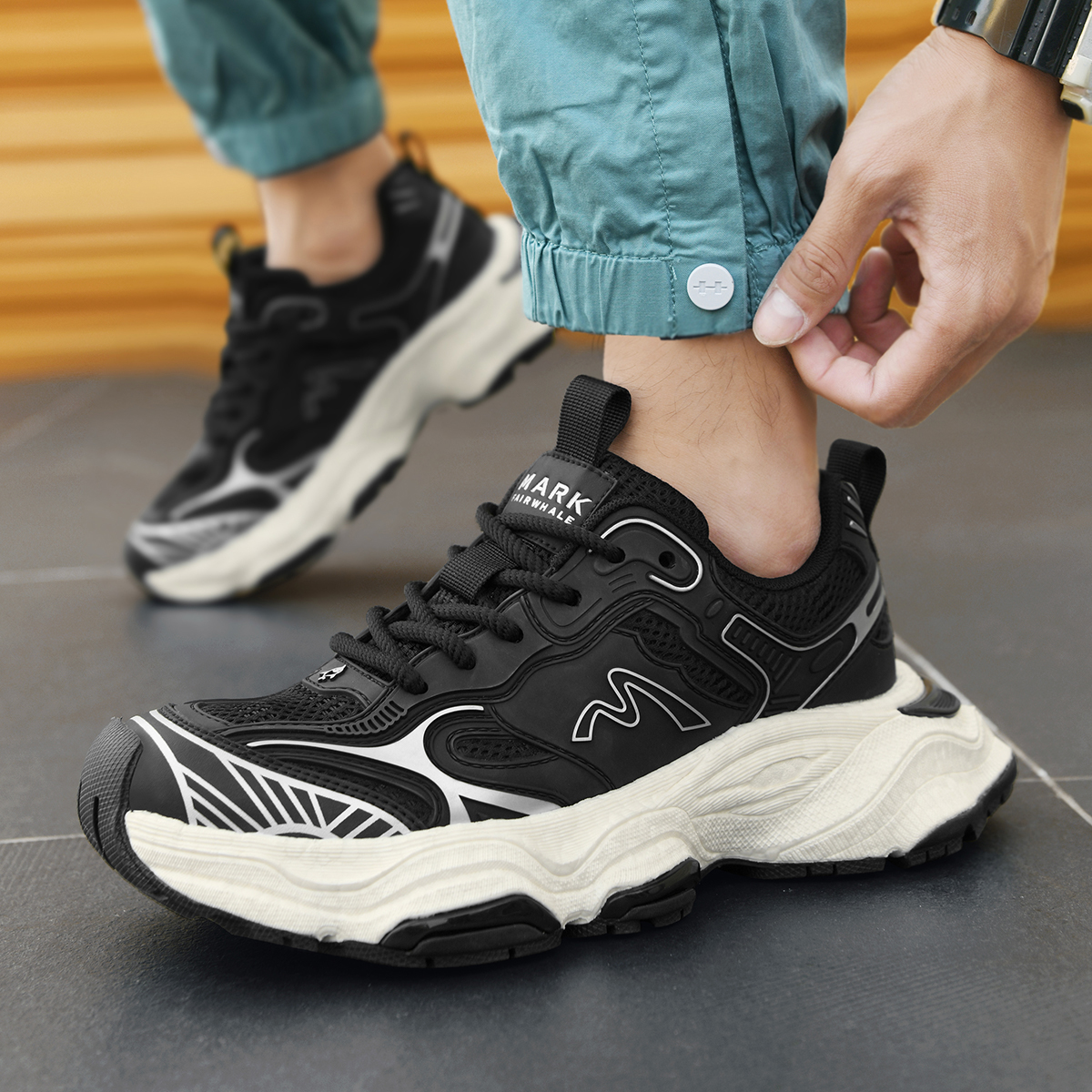 Mesh and Synthetic Leather Chunky Sole Contrast Trim Sneakers with Brand Logo M - Image 4