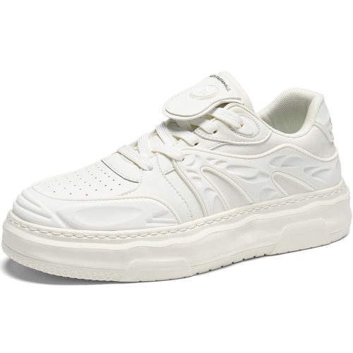 Breathable Chunky Skate Shoes with Integrated Overlay and Textured Panelled Upper