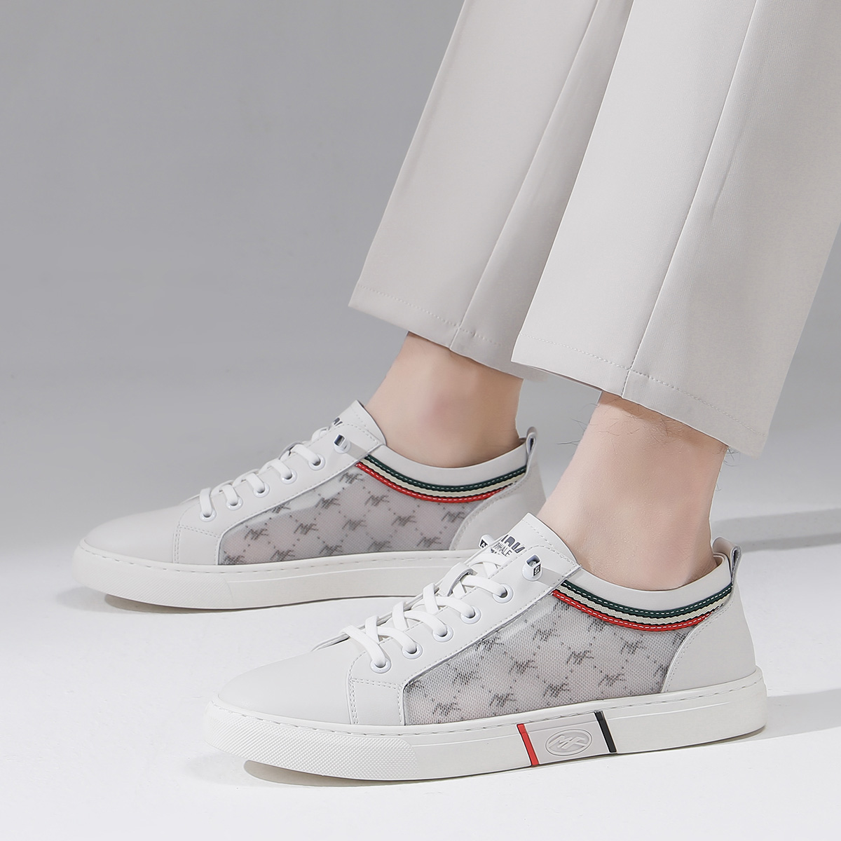 Breathable Mesh Elastic Shoe Laces Skate Shoes with Color Blocked Stripe Detailing - Image 3