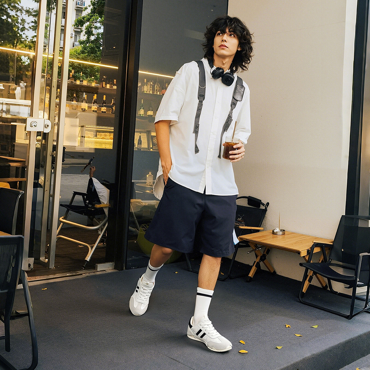 Distressed Two Stripes Faux Leather Mesh Panelled German Trainers with Suede Toe - Image 6