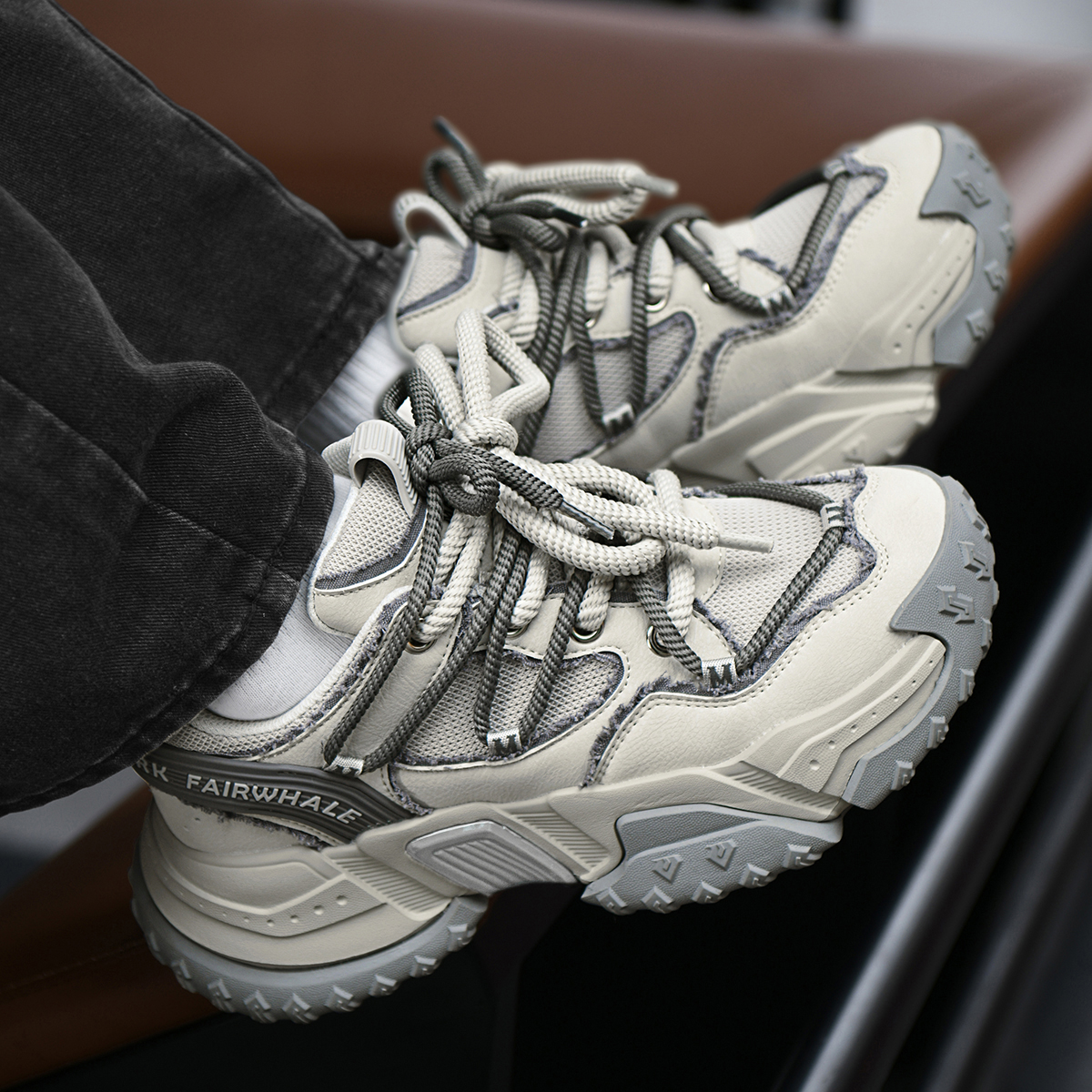 Mens Colorblock Mesh Leather Patchwork Frayed Edge Multi Strap Sneakers - Image 4