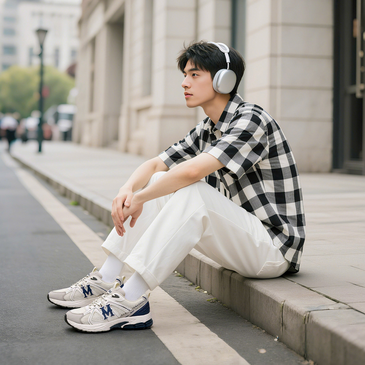 Mens Mesh Panel Breathable Sneakers Featuring M Graphic Embellishment - Image 10