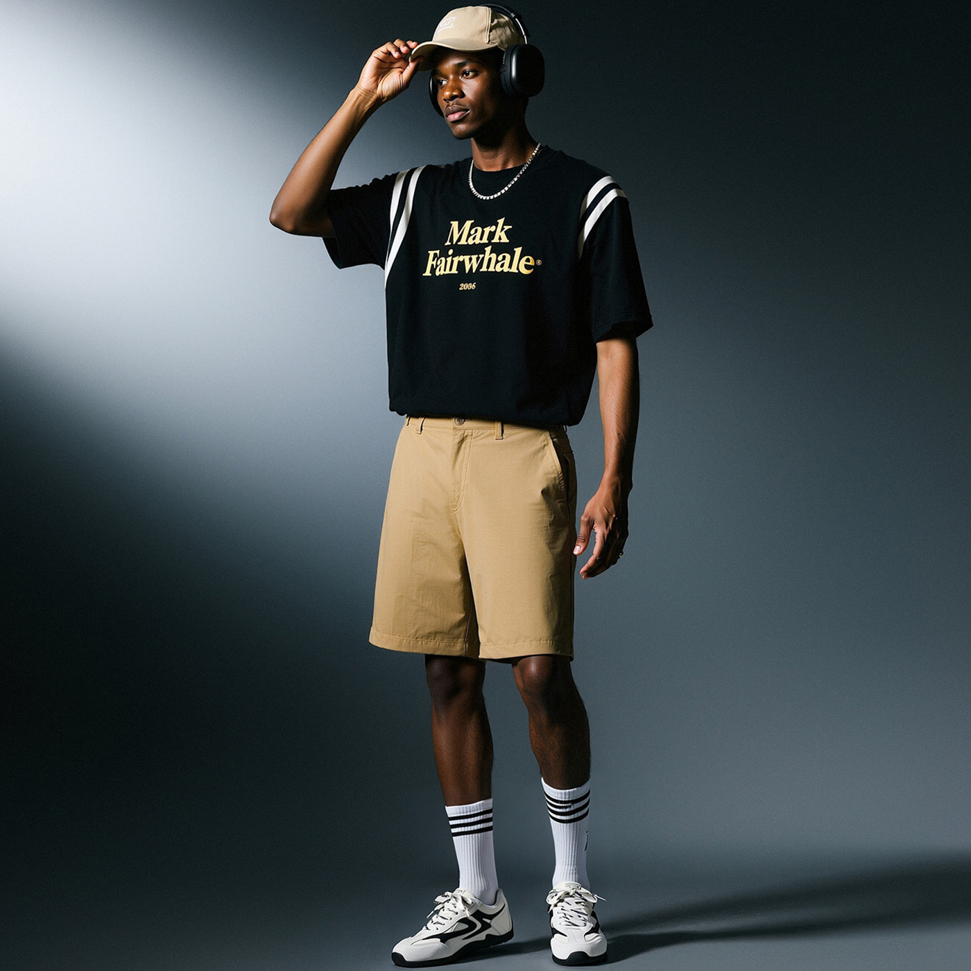 Suede Mix Streamline Accent Low Top Casual Skate Shoes with Contrast Details - Image 5