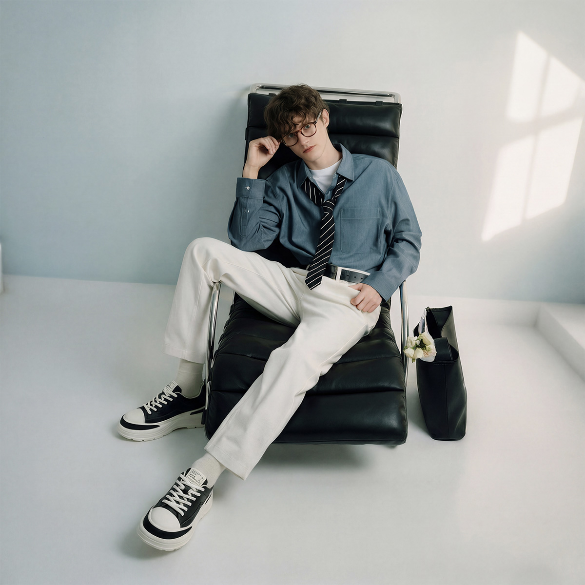 Mens Vintage Casual Sneakers Featuring Distressed Crackle Finish - Image 3